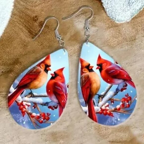 Wooden CARDINAL Red Bird Dangle Earrings - Picture 3 of 3